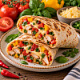 Буррито с индейкой, помидорами и сыром