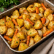Картофель запеченный со специями и маслом